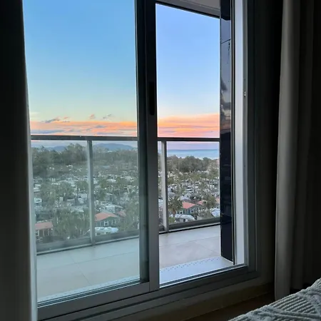 Apto Ciudad Jardin Vista Mar Planta 5 *