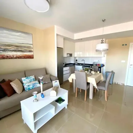 Apto Ciudad Jardin Vista Mar Planta 5 *